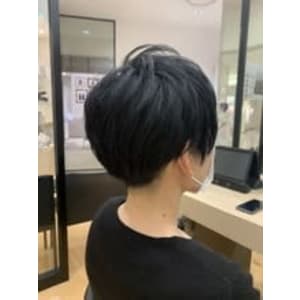 刈り上げレディースショート　4月