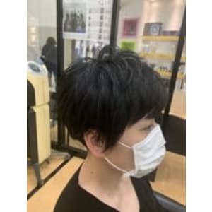 刈り上げレディースショート　4月