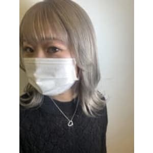ホワイトカラー 3月