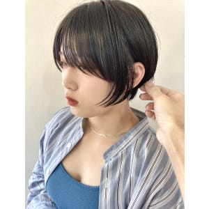 ナチュラルでお洒落なショートスタイル
