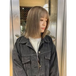 ホワイトベージュ ミルクティーベージュ ホワイトカラー - ARCANA 明治神宮前 表参道 原宿【アルカナ メイジジングウマエ オモテサンドウ ハラジュク】掲載中