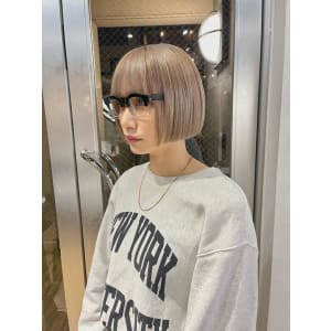 ホワイトベージュ　ミルクティーベージュ　ホワイトカラー - ARCANA 明治神宮前 表参道 原宿【アルカナ メイジジングウマエ オモテサンドウ ハラジュク】掲載中
