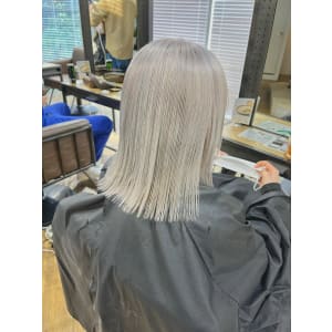 ホワイトベージュ ミルクティーベージュ ホワイトカラー - ARCANA 明治神宮前 表参道 原宿【アルカナ メイジジングウマエ オモテサンドウ ハラジュク】掲載中