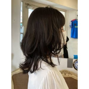 秋冬髪型あか抜け大人のくびれセミディヘア梅ヶ丘美容室