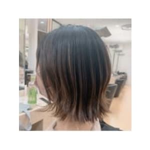 切りっぱなしボブ　3月