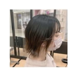 切りっぱなしボブ　3月