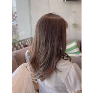 透け感ブルーアッシュカラー