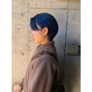 ネイビーカラー ブルーカラー ペールブルー ウルフカット - ARCANA 明治神宮前 表参道 原宿【アルカナ メイジジングウマエ オモテサンドウ ハラジュク】掲載中