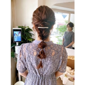 大人可愛いガーリー編みおろしヘアアレンジお呼ばれ梅ヶ丘美容室