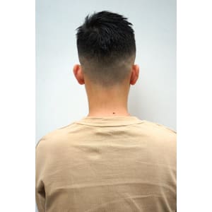 30代~40代オススメ フェザーアップバング - @110 BARBER SHOP 長浜店【ワンワンオー バーバー ショップ ナガハマテン】掲載中
