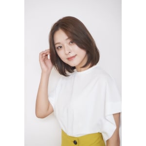 ゆるふわ丸み前下がりセンターパートボブ30代40代梅ヶ丘美容