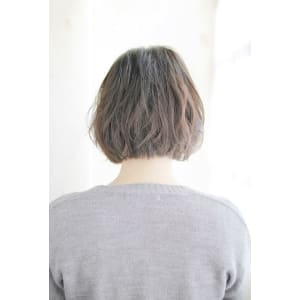 20代30代40代　コクがあってキレもいい暗色ボブ【草津】