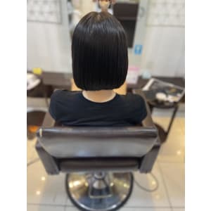 美髪イルミナカラー・ミニボブ