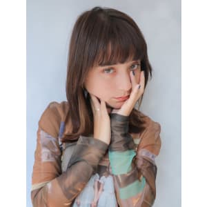 ロブヘア インナーカラー 透明感 ニュアンス ぬけ感
