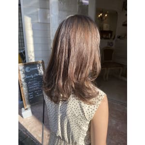 大人可愛い透明感アップブルージュセミディヘア梅ヶ丘美容室