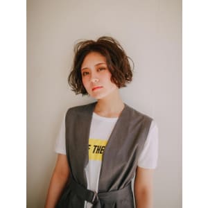 カール×ボブ - NATUREL 武蔵新田店【ナチュレルムサシニッタテン】掲載中