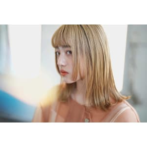 ブロンド×ハイトーンカラー