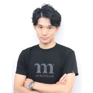キャルム - @110 BARBER SHOP 博多店【ワンワンオー バーバー ショップ ハカタテン】掲載中
