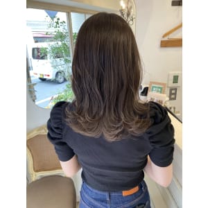 大人ガーリーくびれ外ハネセミディヘア30代40代梅ヶ丘美容室