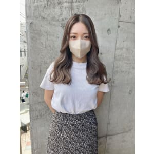 ハイライト　インナーカラー　イヤリングカラー