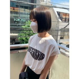 透明感カラー ダークグレー 秋カラー 切りっぱなしボブ ボブ