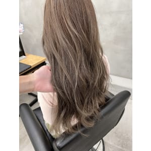ハイライト×ベージュ