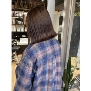 透明感カラー　ダークグレー　秋カラー
