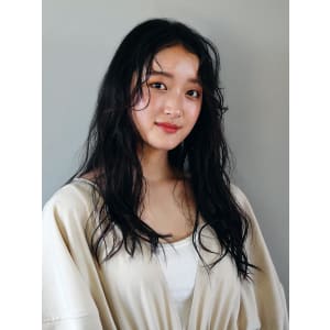 大人っぽいこなれロング - HAIR & MAKE EARTH 恵比寿店【ヘアメイクアース エビステン】掲載中