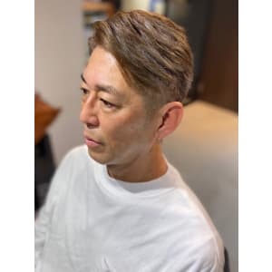 大人のツーブロックスタイル - BARBER-BAR 四谷店【バーバーバー ヨツヤテン】掲載中