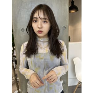 miu&岩本康太　大人っぽくびれヘア