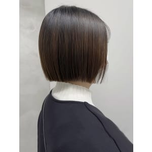 切りっぱなしボブ　【池袋美容室　uchla】