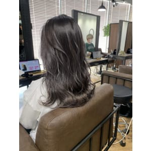 レイヤーカット　透明感カラー　ハイライト