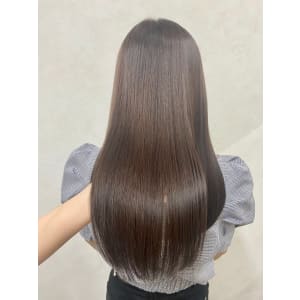 verite2～髪質改善 ヘッドスパ～京成大久保 ×ロング