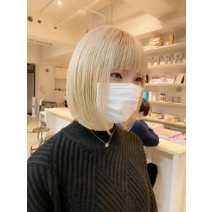 【CHESTER】ホワイトベージュ バニラベージュ - 髪質改善 SEPT. 天神大名【カミシツカイゼン セプト テンジンダイミョウ】掲載中