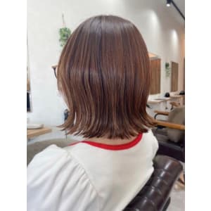 verite2～髪質改善 ヘッドスパ～京成大久保×ミディアム
