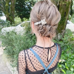 結婚式ヘアセット おくれ毛かわいいまとめ髪【横浜】w