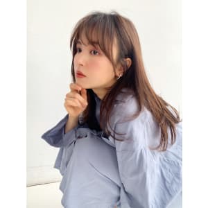○顔まわりレイヤー トレンドヘア