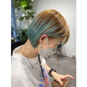 ペールターコイズ