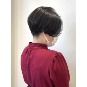 刈り上げ女子○