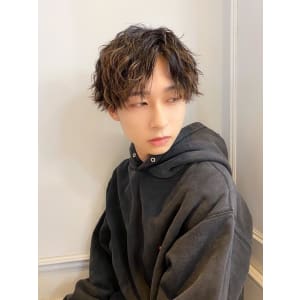 横浜☆波巻きスパイラル 無造作パーマ 朝楽