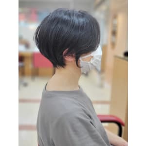 大人っぽくびれショート