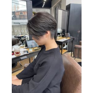 透明感カラー ダークグレー 秋カラー レイヤーカット - ARCANA 明治神宮前 表参道 原宿【アルカナ メイジジングウマエ オモテサンドウ ハラジュク】掲載中
