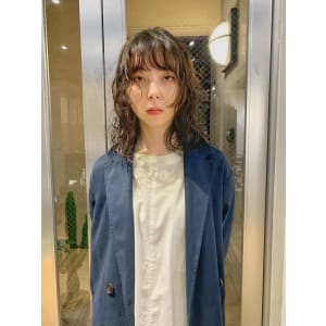 ハードパーマ　くるくるパーマ　ウルフカット　ボブパーマ
