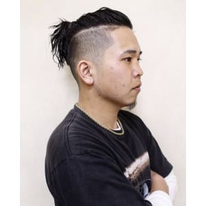 FADEカット - @110 BARBER SHOP CONTINENTAL【ワンワンオー バーバー ショップ コンチネンタル】掲載中