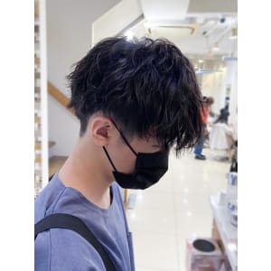 横浜☆短めスタイルにも◎ゆるめツイスパ