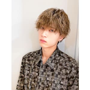横浜☆ウザバング ツイスパ 波巻きパーマ