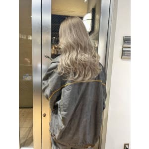 ミルクティーベージュ　ホワイトベージュ　ベージュ