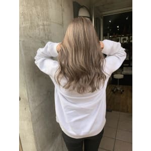 ミルクティーベージュ　ホワイトベージュ　ベージュ