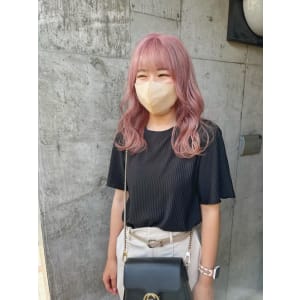 ピンクベージュ　ラベンダーピンク　ラベンダーカラー