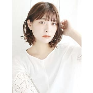 濡れ感外はねニュアンスカールボブ